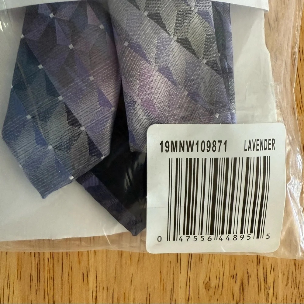 NEW‎ Van Heusen Men's Tie set 1-Rose & 1-Lavender